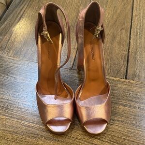 Elegant Metallic Pink Peep-Toe Heels